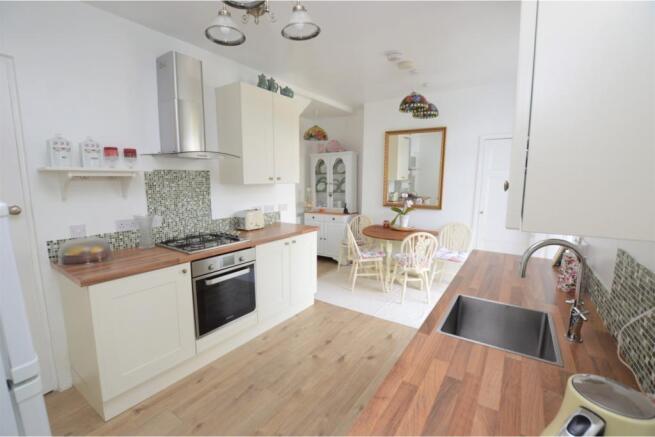 Kitchen/Dining Room