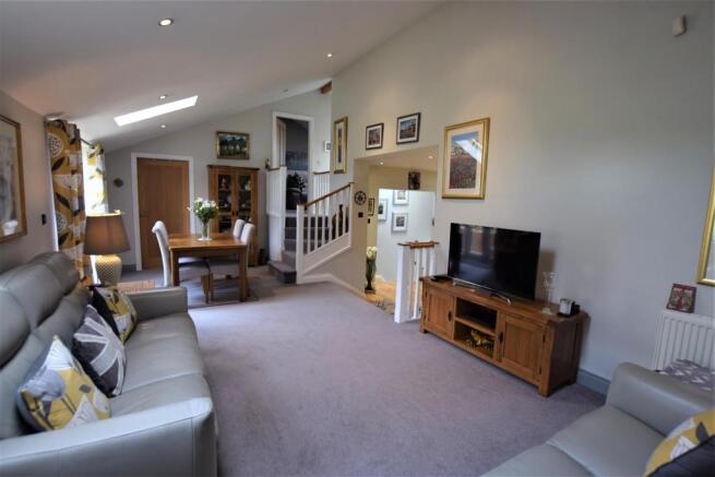 Open Plan Living/Dining Area