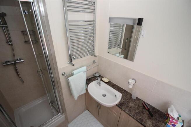 En-Suite Shower