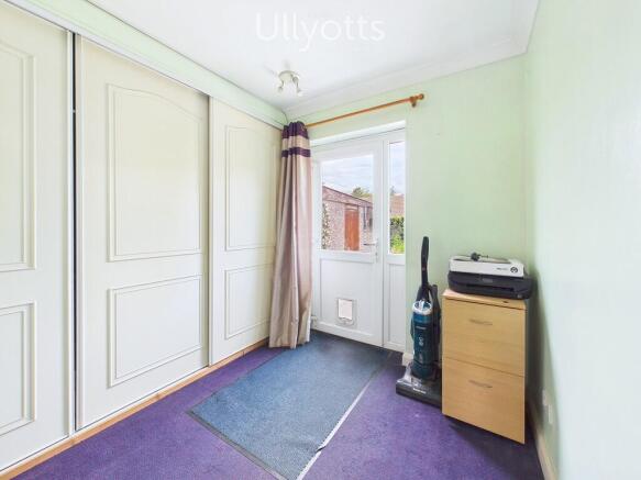 2 bed Semi-Detached Bungalow for sale Image 6