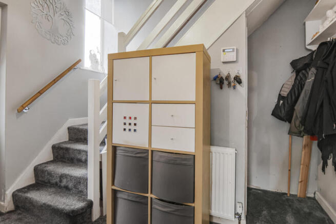 4 bed Semi-Detached for sale Image 6