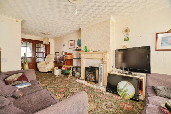 3 bed Semi-Detached for sale Image 8