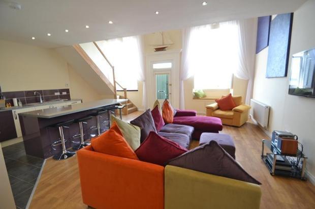 Sitting Room/Kitchen