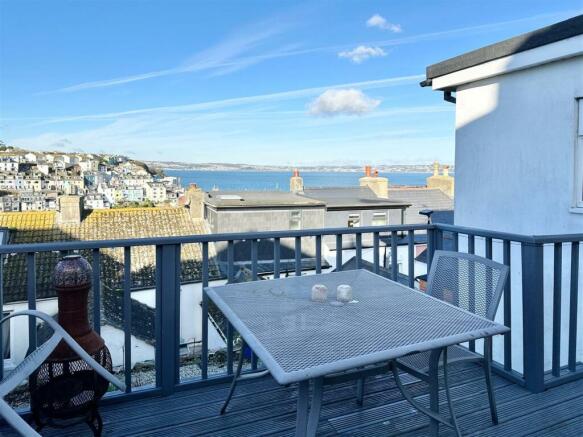 Mid Decking Area.JPG