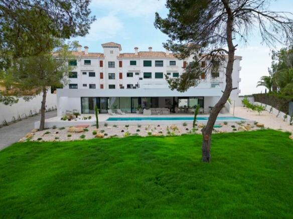 8CAD98AB-2209-44C5-A