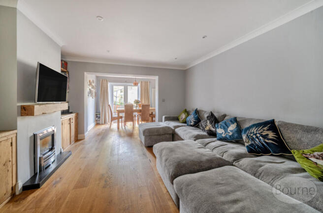 58f477af-c010-4b3...