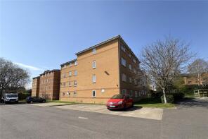 125, Ascot Court, Aldershot GU11 1HR