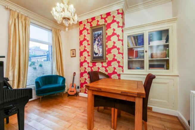 3 bed Terraced for sale Image 8