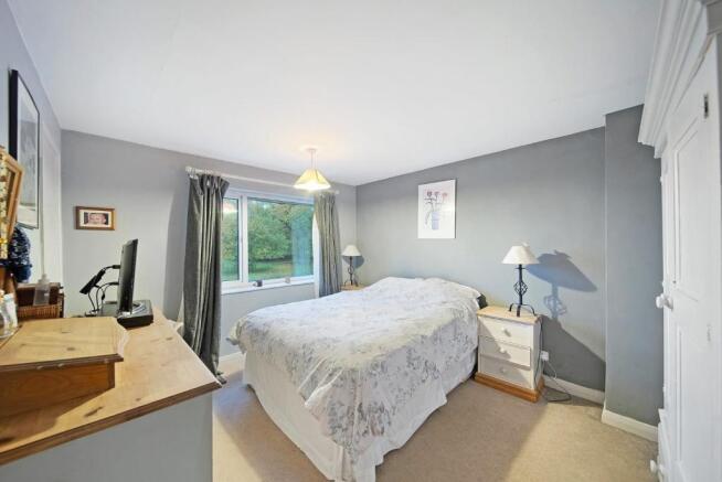 Bedroom 1 alt.jpg