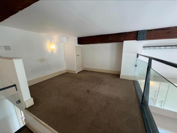 1 bed Flat to rent Image 6