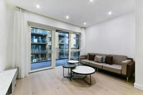 18, Holland House, Parr's Way, London W6 9YJ