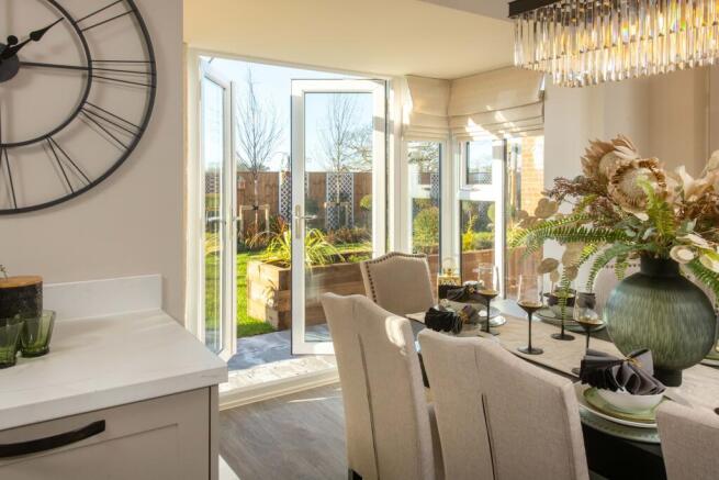4 bed Detached for sale Image 3