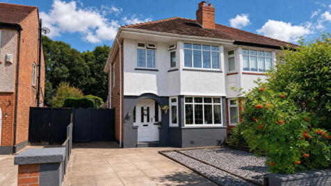 Balmoral Drive, Churchtown, Southport, PR9 8PY