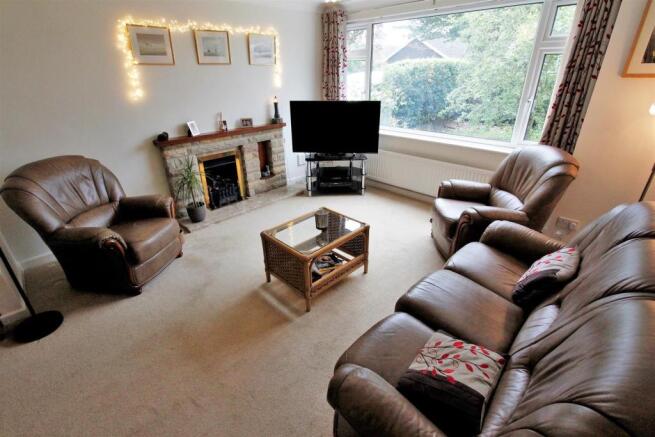Living Room.JPG