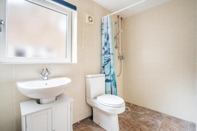 2 bed Bungalow for sale Image 12