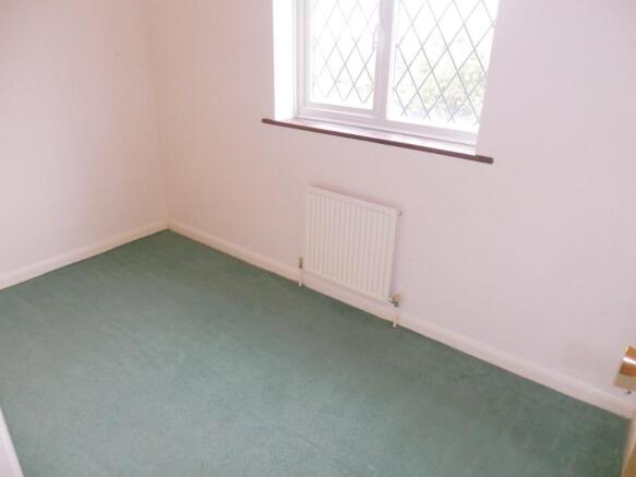 BEDROOM 2