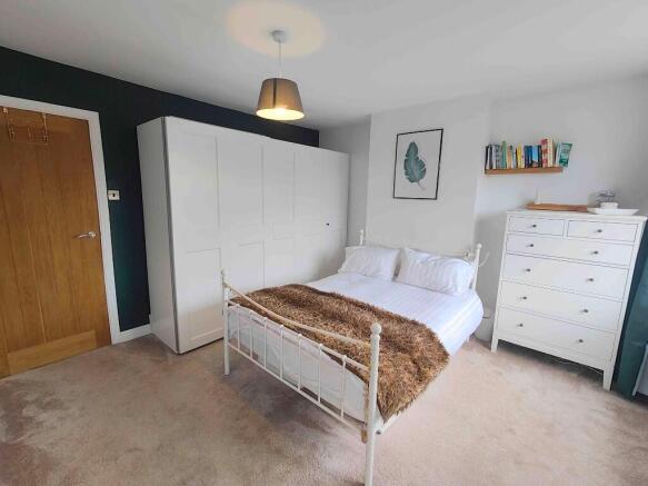 2 bed Terraced for sale Image 12