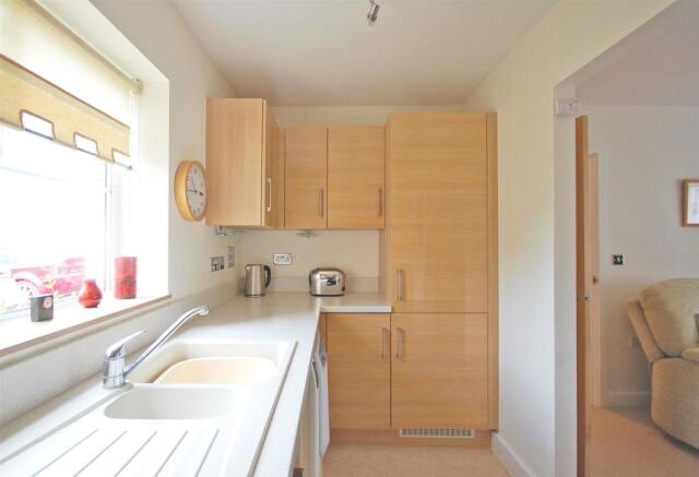 Kitchen d.jpg