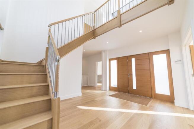 Feature Staircase