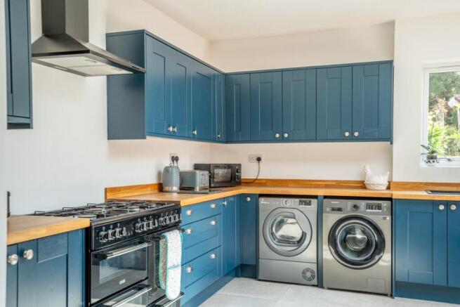 3 bed Bungalow for sale Image 10