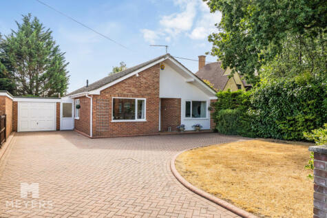 Pinehurst Road, Ferndown, BH22 0