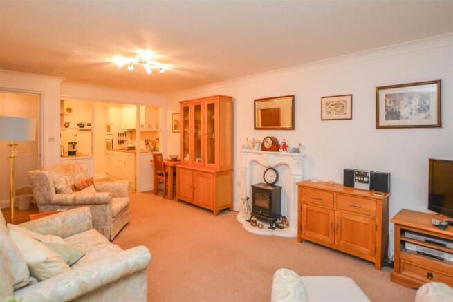 Lorne Road, Warley, Brentwood photo 4