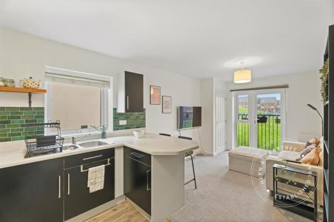 Open plan kitchen/lounge