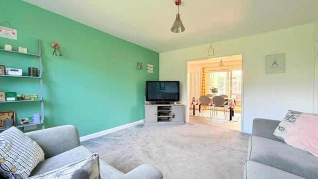3 bed Detached for sale Image 6