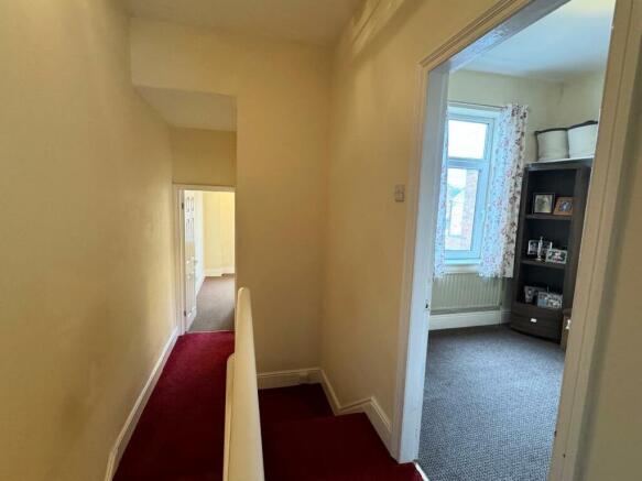 FIRST FLOOR LANDING