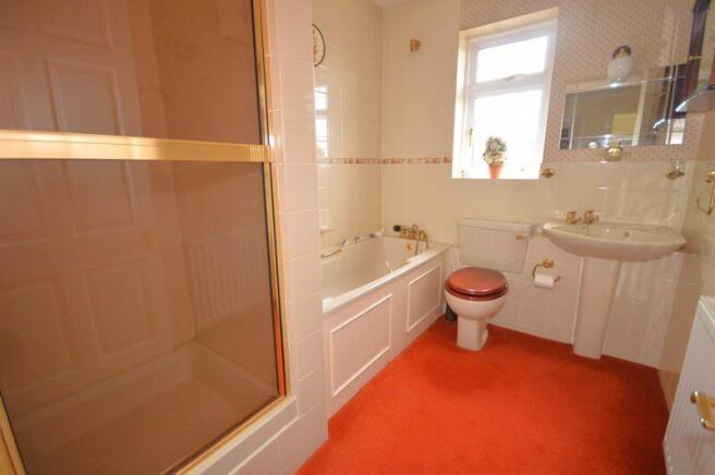 Main Bathroom