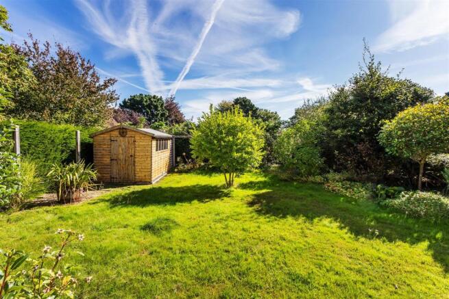 house. estate agency Abinger Hammer