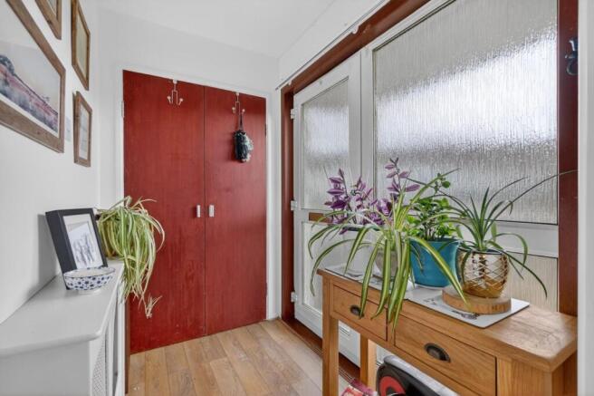 3_3 glen grove, largs_03.jpg