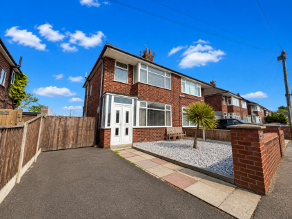Springfield Drive, Thornton, FY5