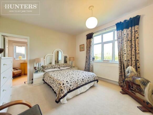 3 bed Detached Bungalow for sale Image 11