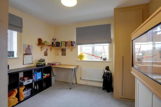 Photo 12