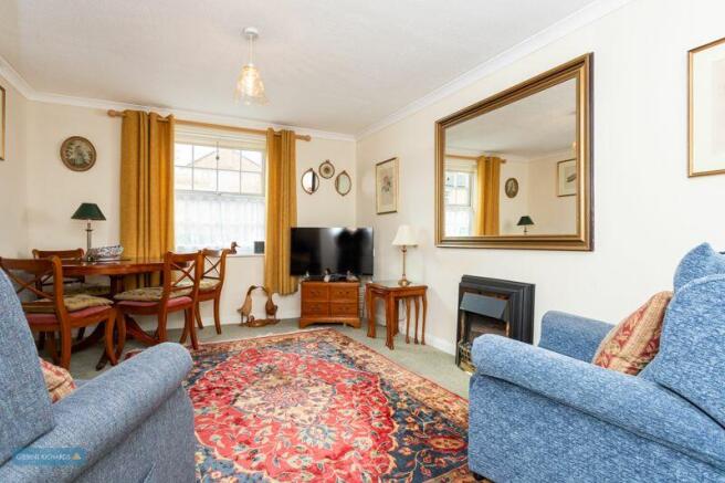 Sitting/Dining Room