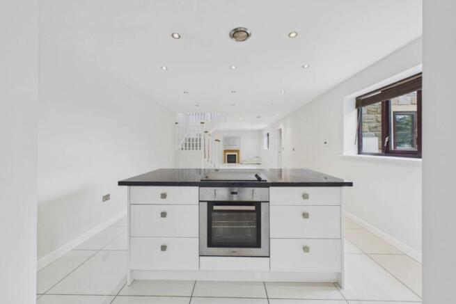 3 bed Detached for sale Image 6
