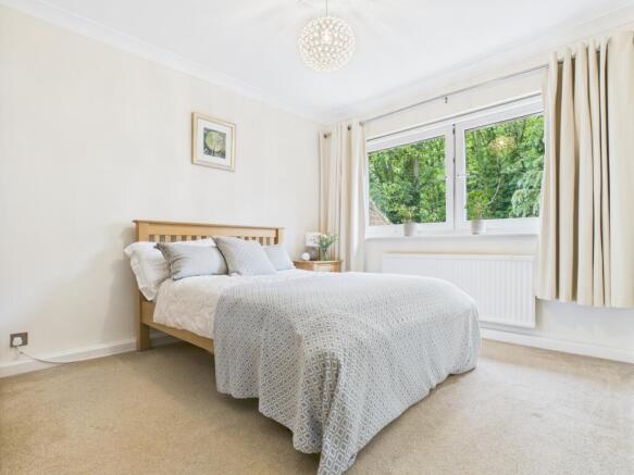 2 bed Flat to rent Image 7
