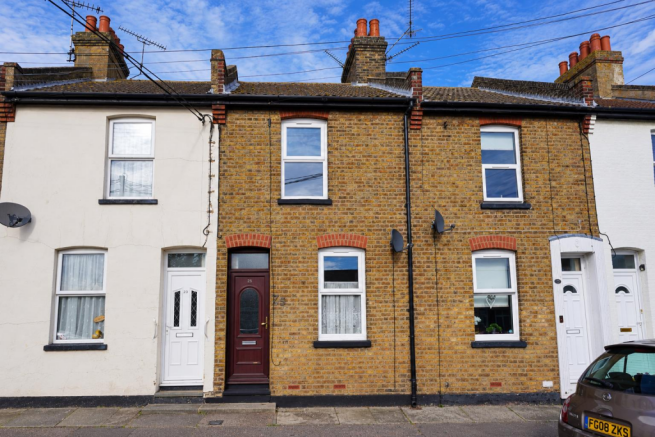 Terraced houses with number 25.png