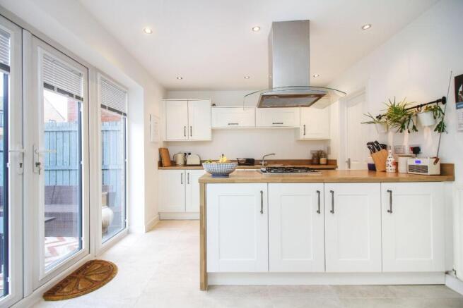 Kitchen / Dining Room