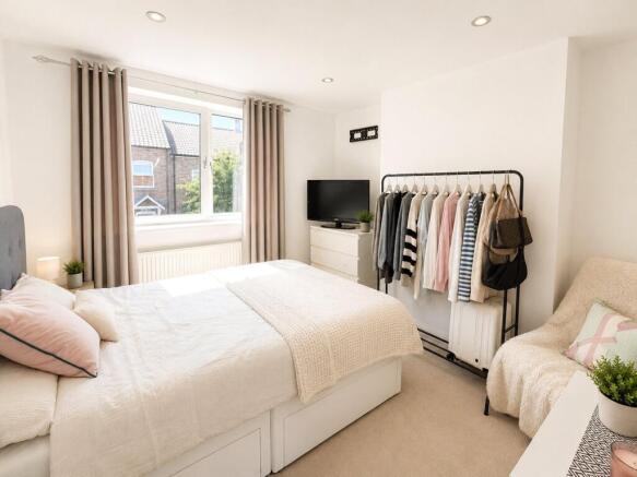3 bed Terraced for sale Image 9