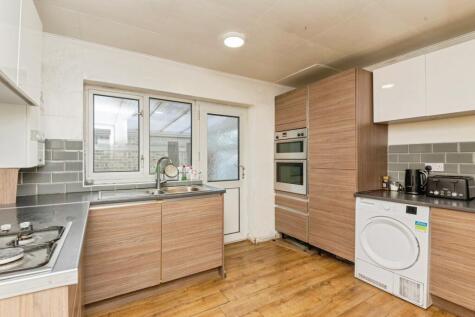 Douglas Road, Clacton-on-Sea, Essex, CO15