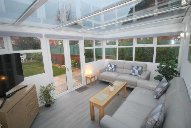 Mayfield Road, 12 Conservatory.JPG