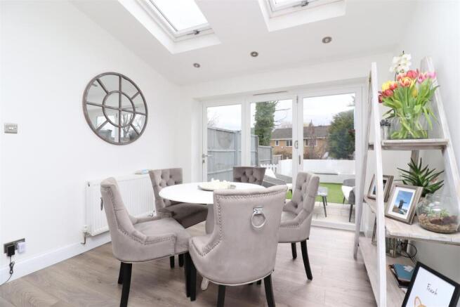 dining area 2.JPG