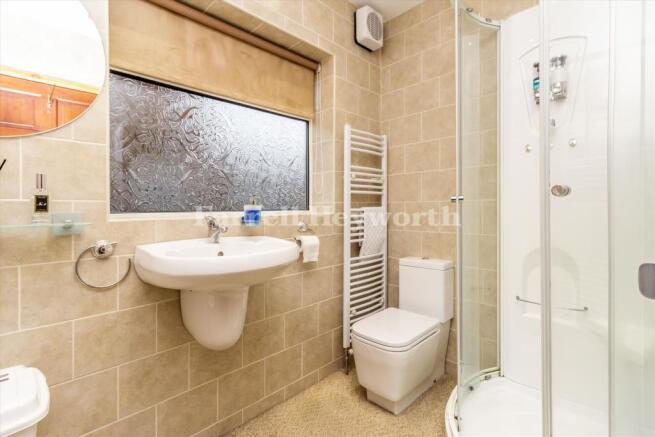 GF Shower Room