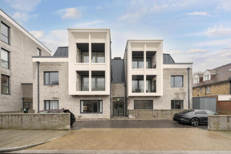 Mapesbury Gardens, Brondesbury, London, NW6