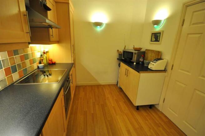 Photo 10