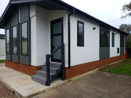 The View, Rope Walk, Littlehampton BN17 5DE