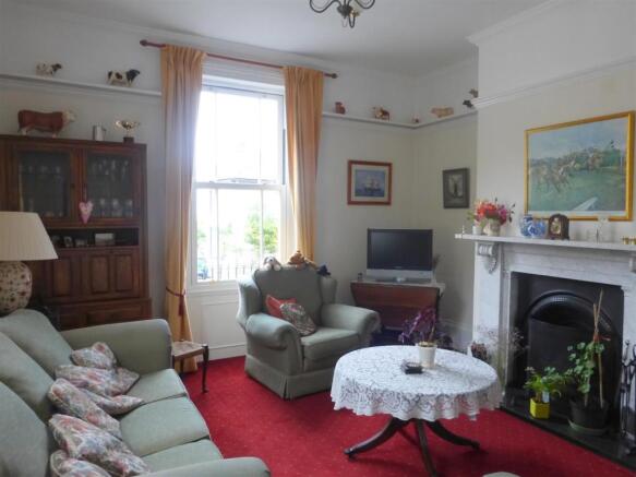 SITTING ROOM