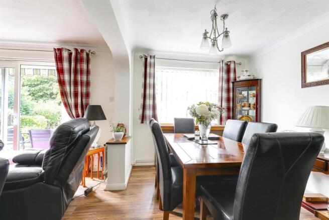 Dining Room Lounge.jpg